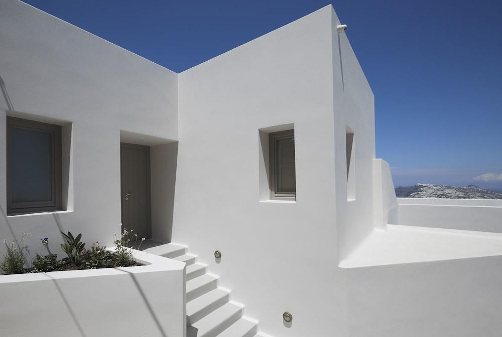 White & Co. La Torre Suites Pýrgos Eksteriør bilde