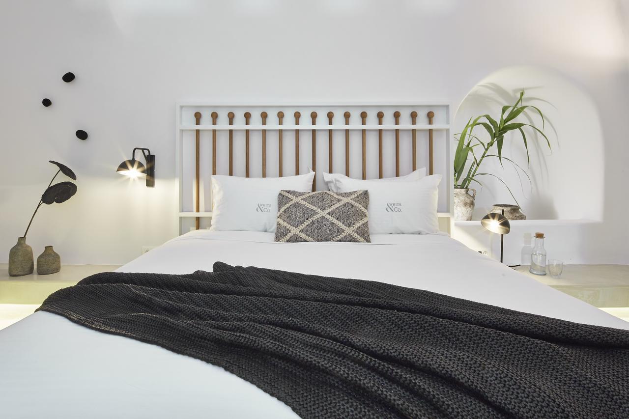 White & Co. La Torre Suites Pýrgos Eksteriør bilde