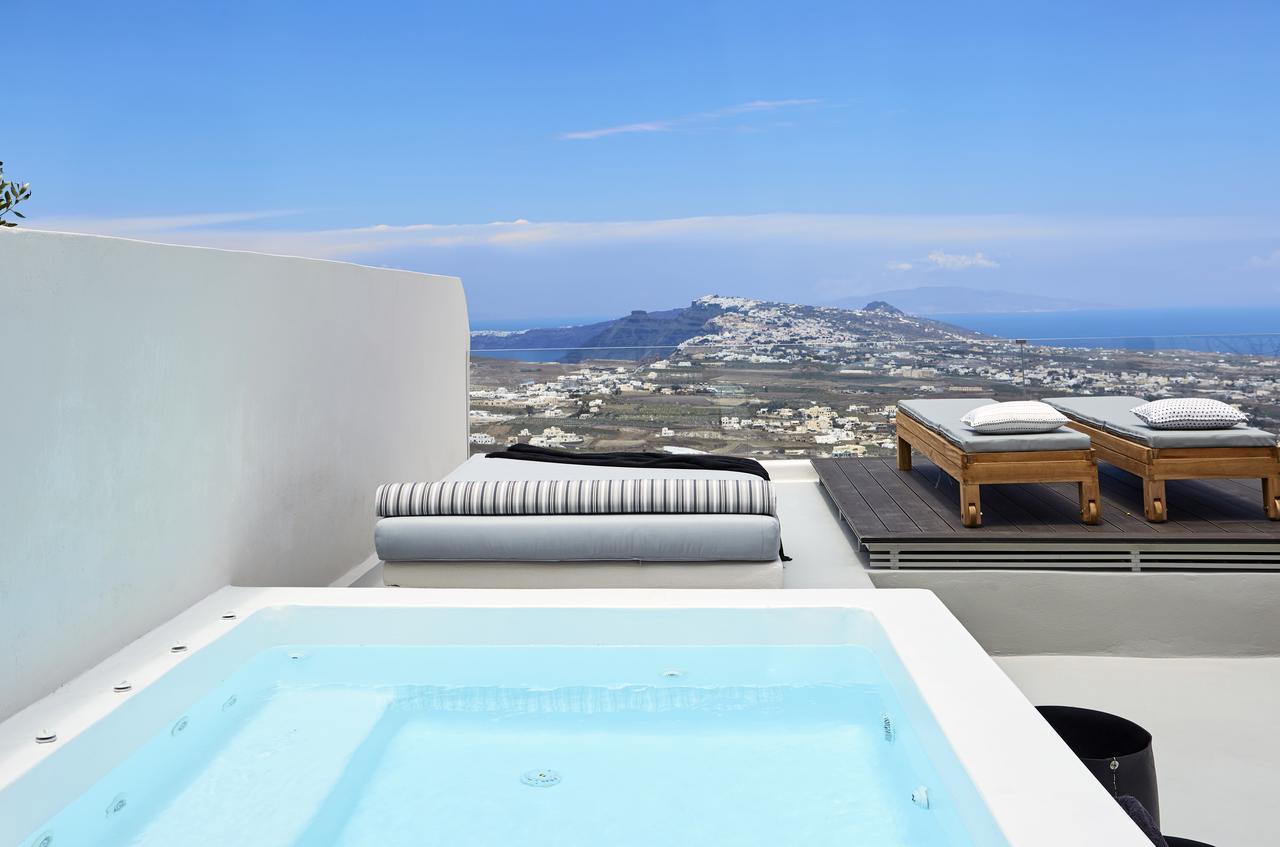 White & Co. La Torre Suites Pýrgos Eksteriør bilde