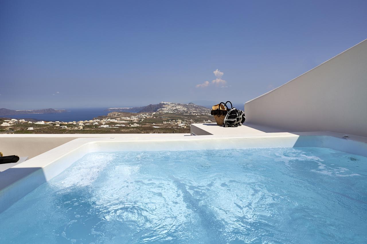 White & Co. La Torre Suites Pýrgos Eksteriør bilde