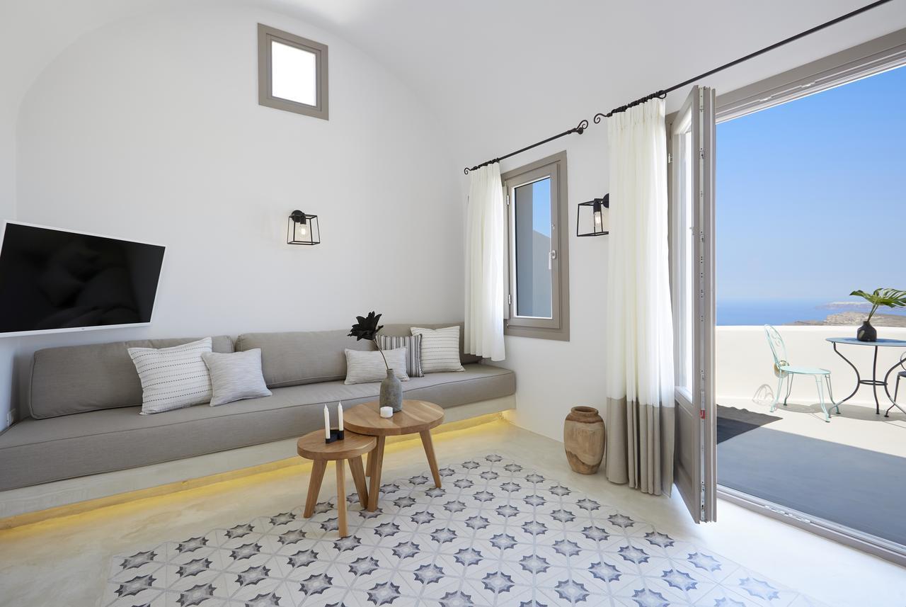 White & Co. La Torre Suites Pýrgos Eksteriør bilde
