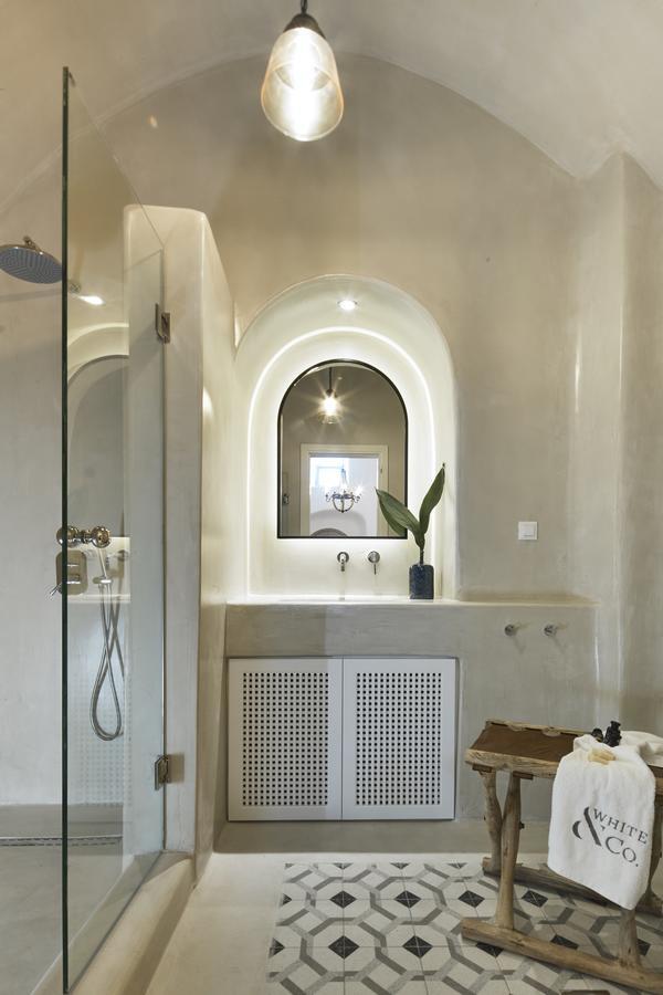 White & Co. La Torre Suites Pýrgos Eksteriør bilde
