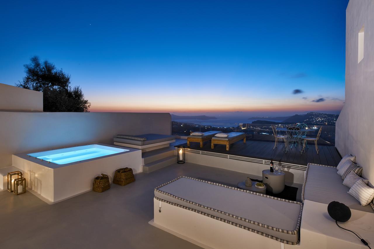 White & Co. La Torre Suites Pýrgos Eksteriør bilde